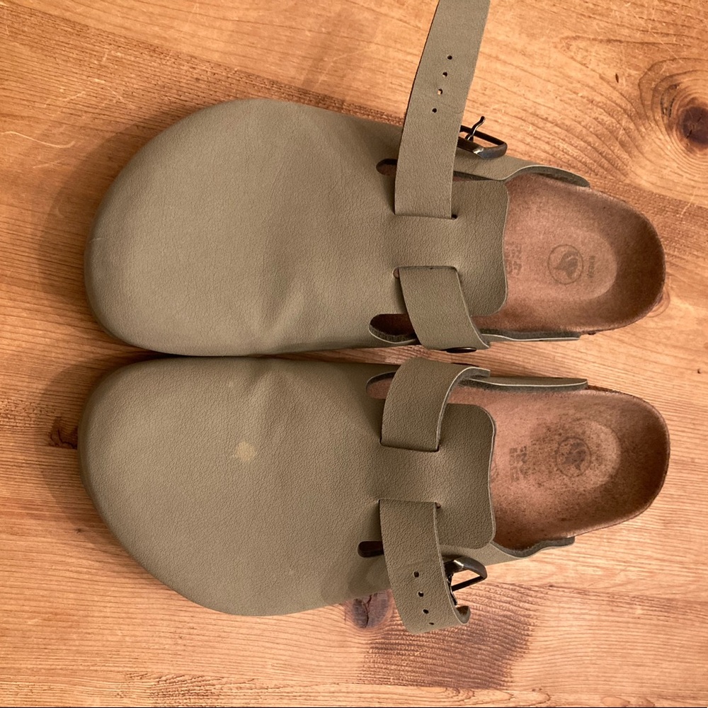 Birkenstock Boston Birkibuc Vegan Khaki Size 40 EUC!!
